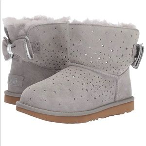 UGG Stargirl Classic Mini II Bow Seal Gray, NIB,